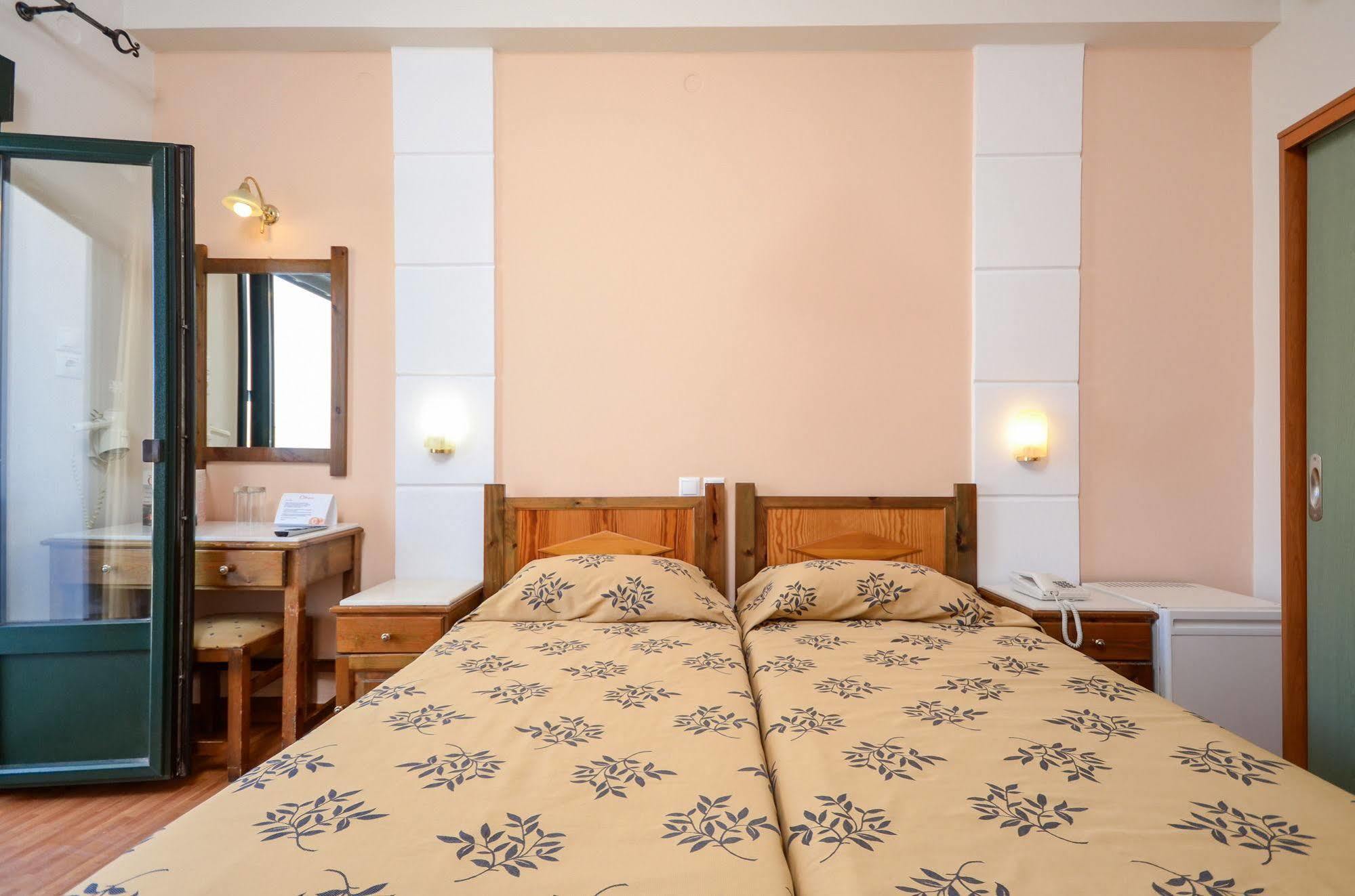Hotel Coronis Naxos City Exterior foto